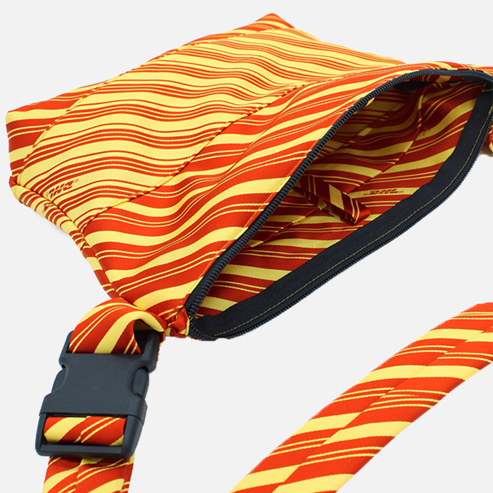 Upgecycelte Sling Bag