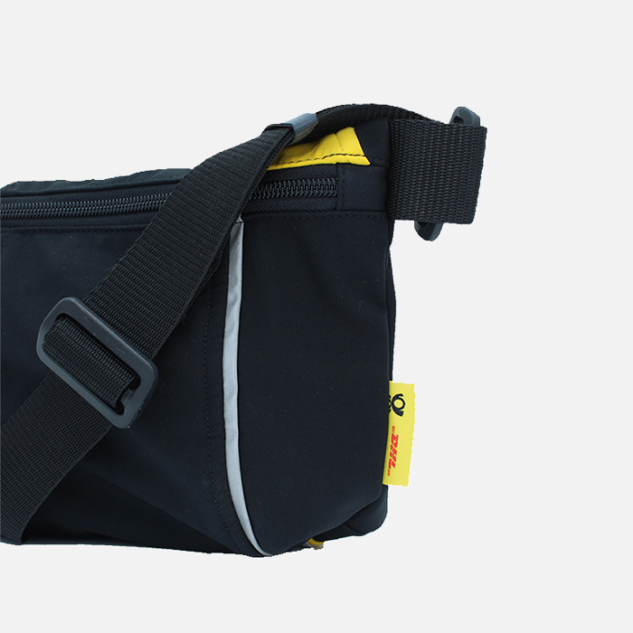 Upgecycelte Schultertasche