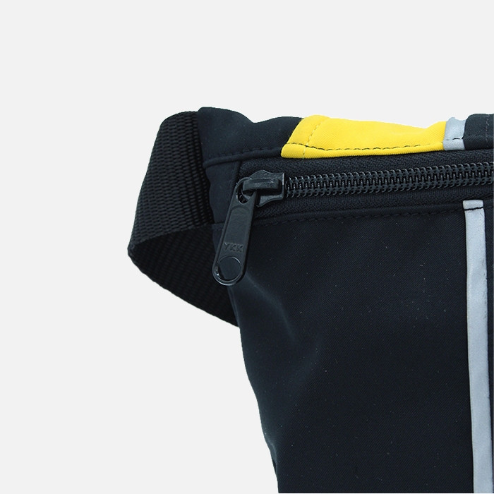Upgecycelte Schultertasche