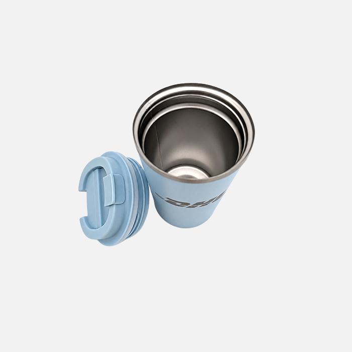 Double-walled cup DHL, light blue
