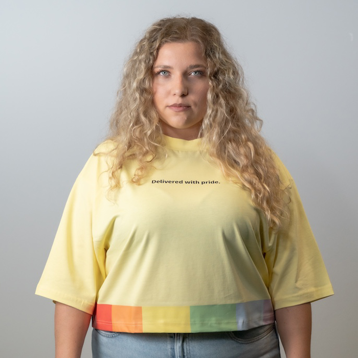 Oversized cropped t-shirt, yellow