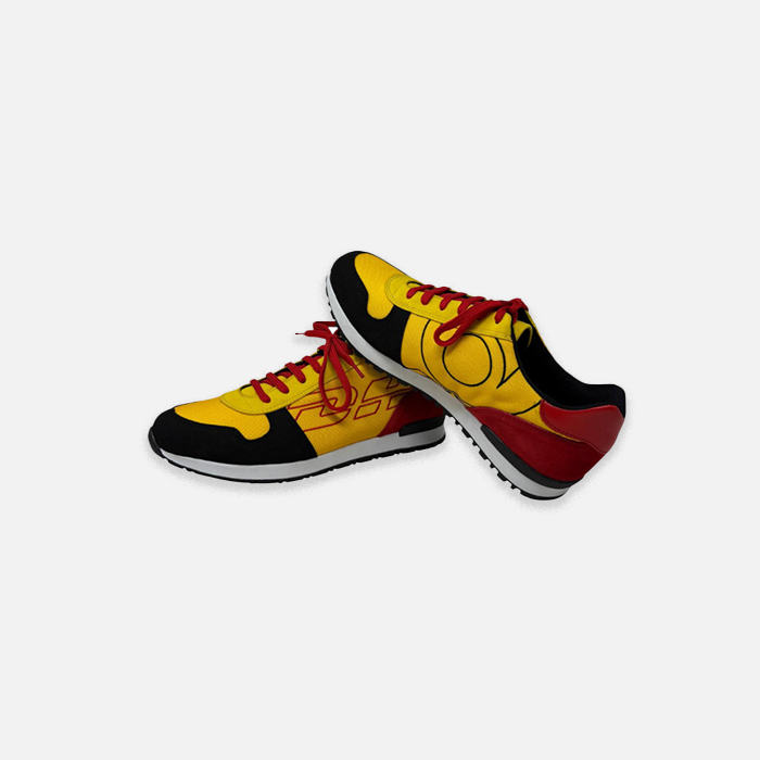 Sneaker, handgefertigt